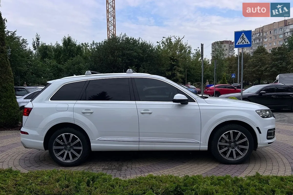 2017 Audi Q7 - мініатюра 8