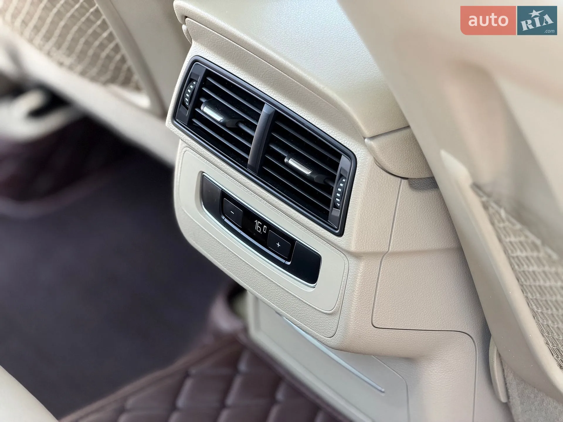 2016 Audi Q7 - мініатюра 11