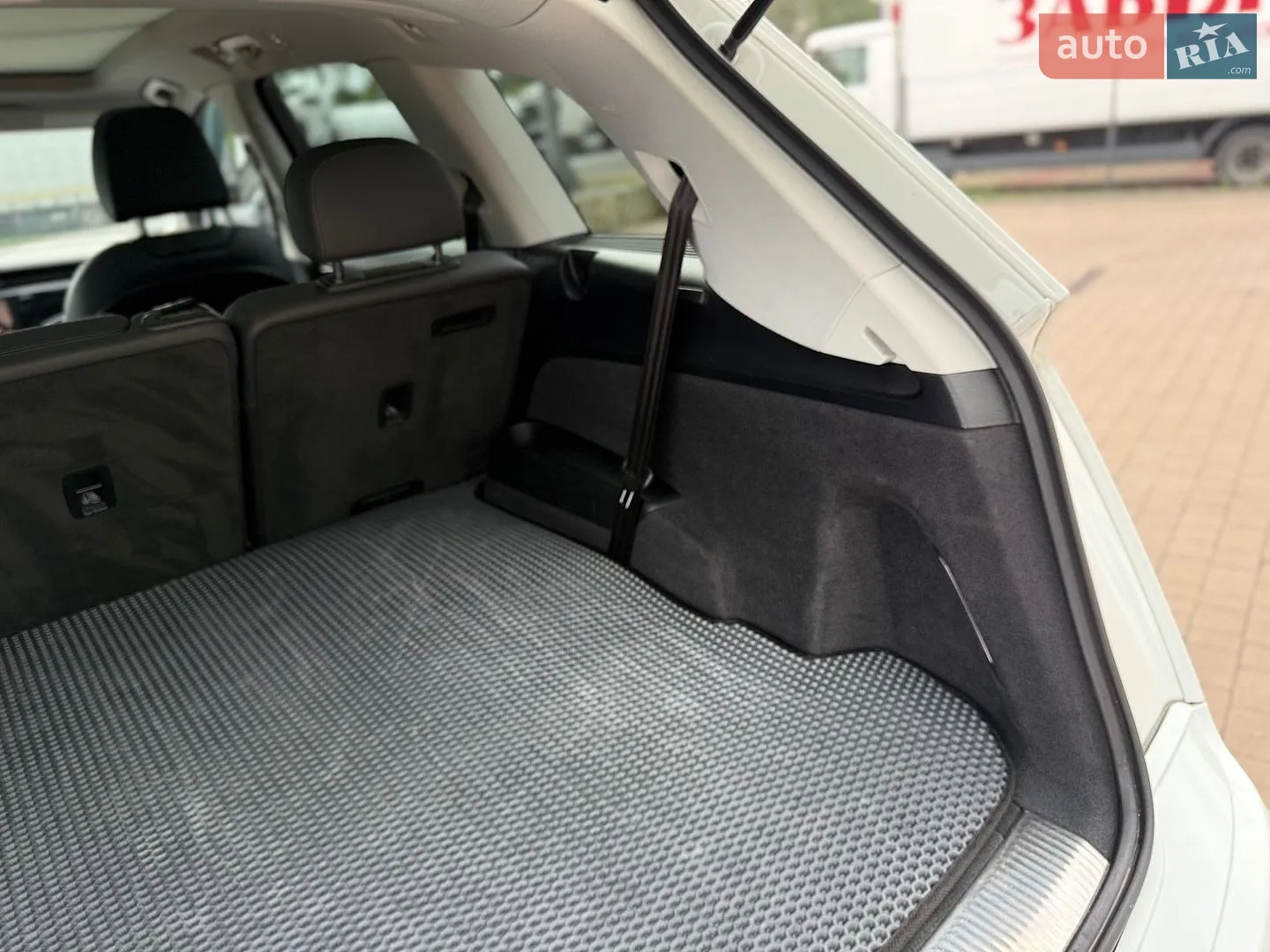 2019 Audi Q7 - мініатюра 103