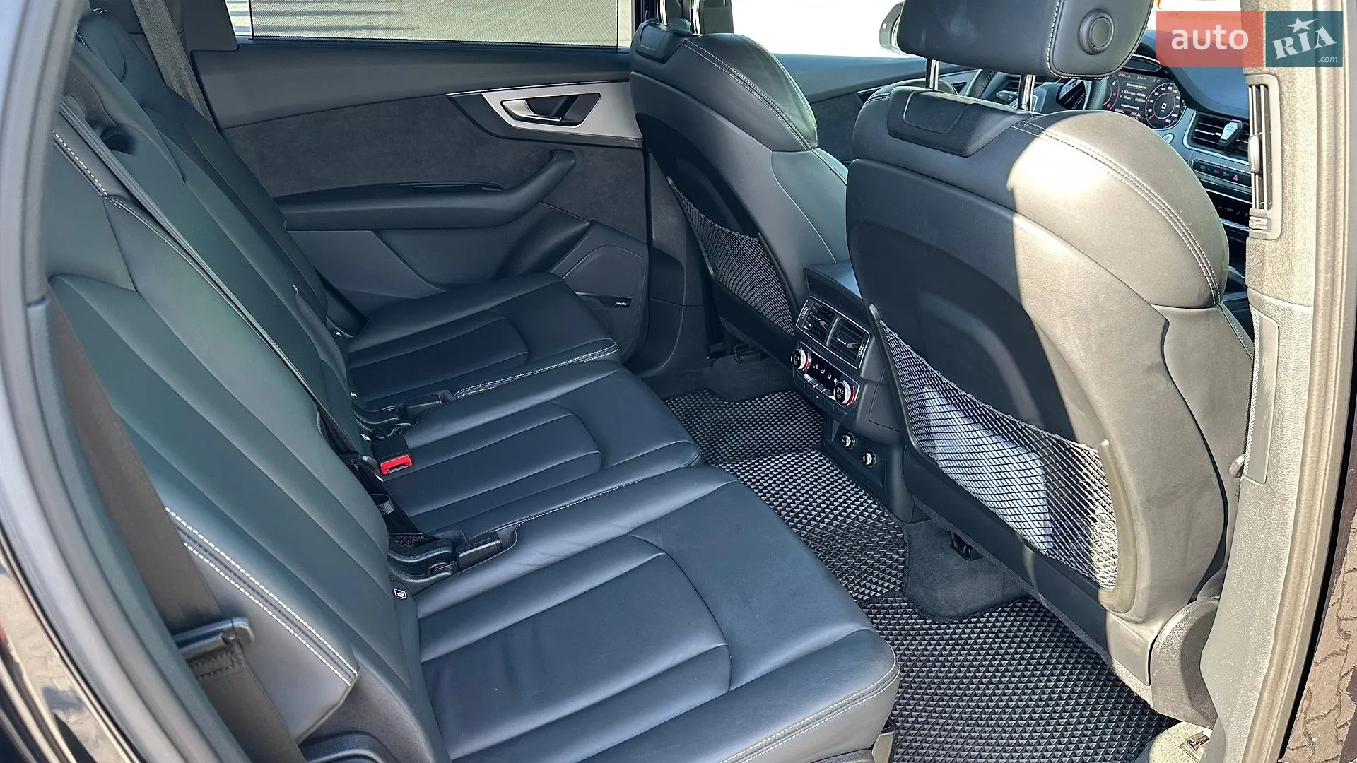 2018 Audi Q7 - мініатюра 13