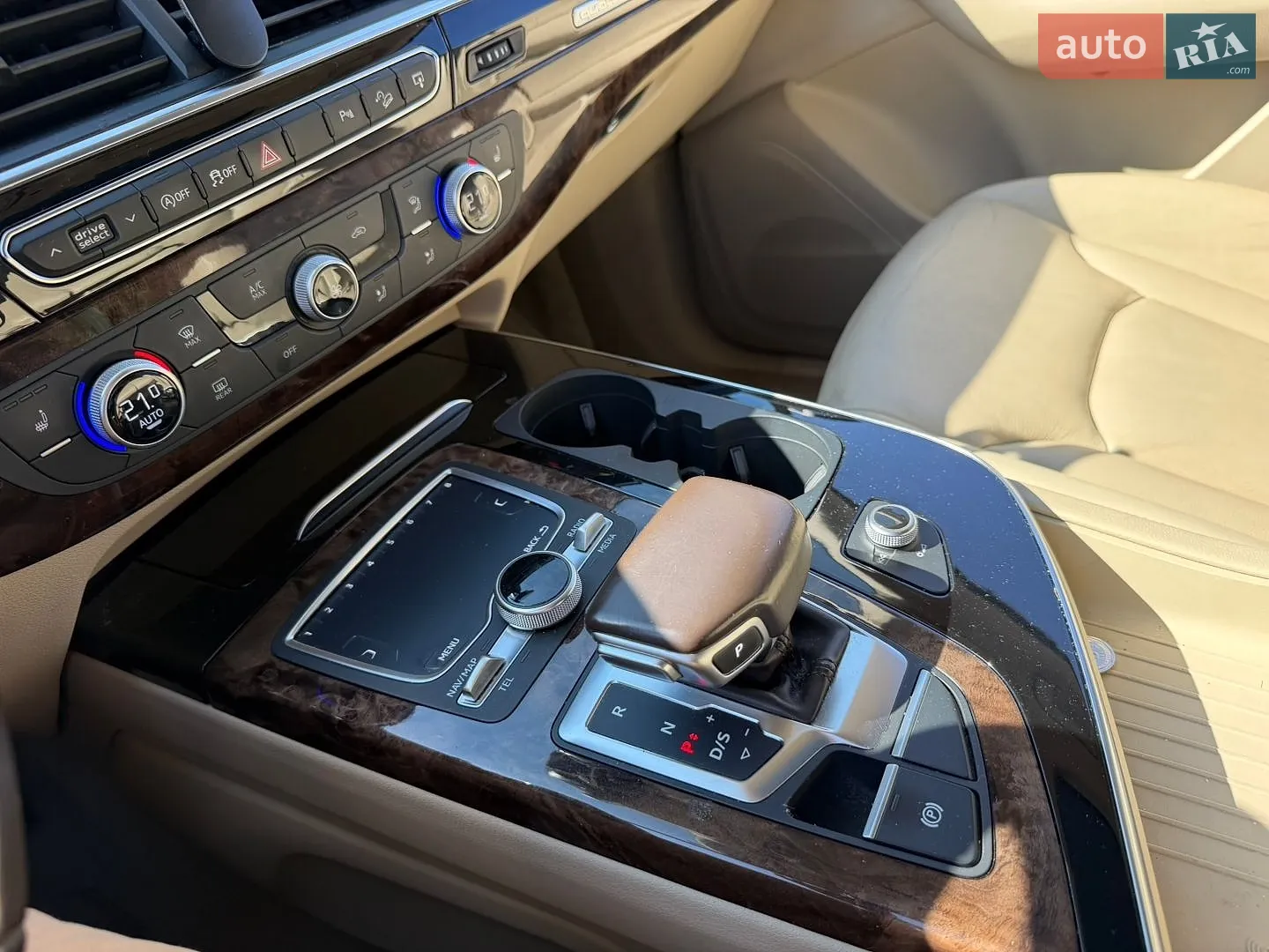 2017 Audi Q7 - мініатюра 19