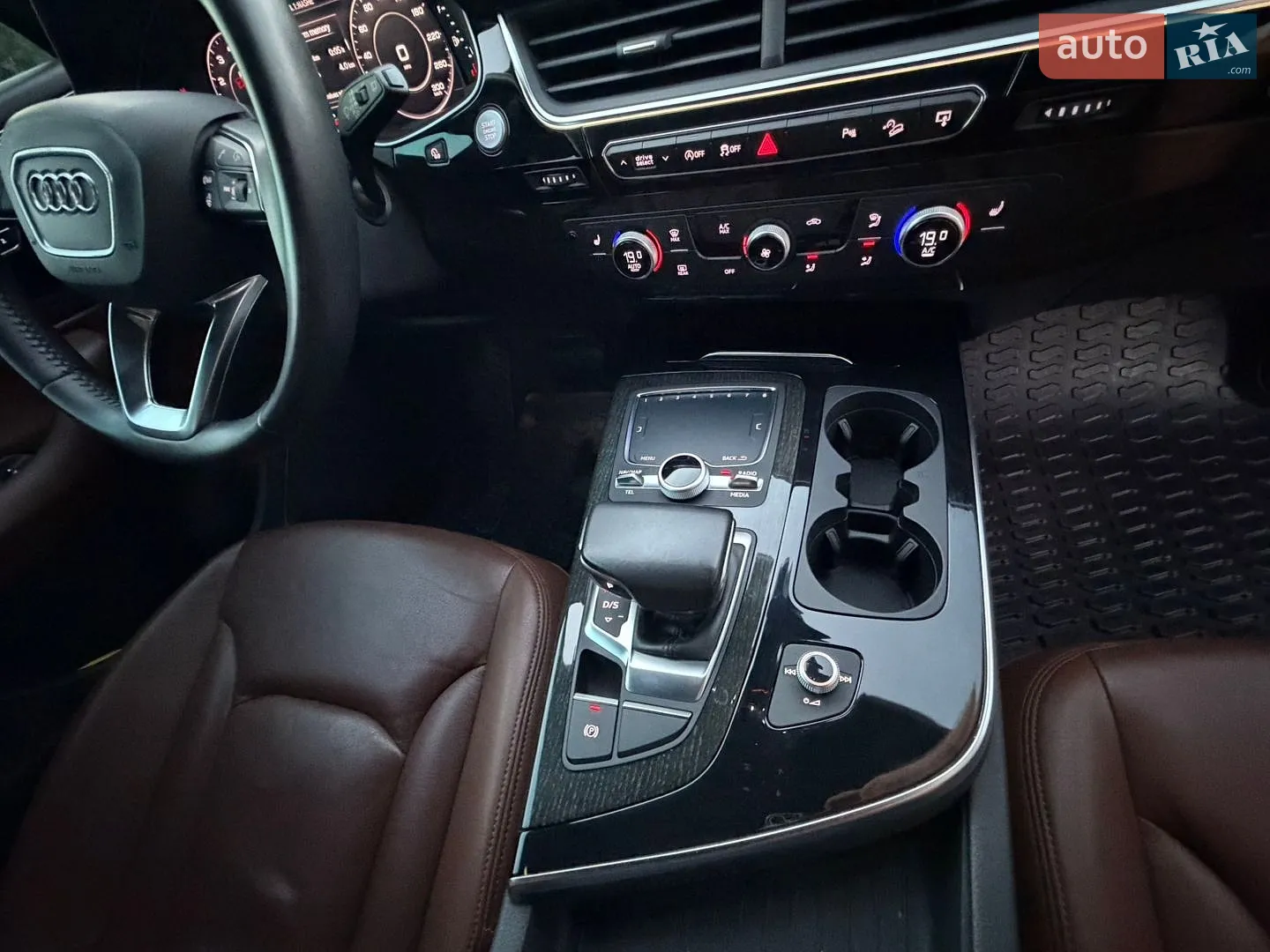 2016 Audi Q7 - мініатюра 28