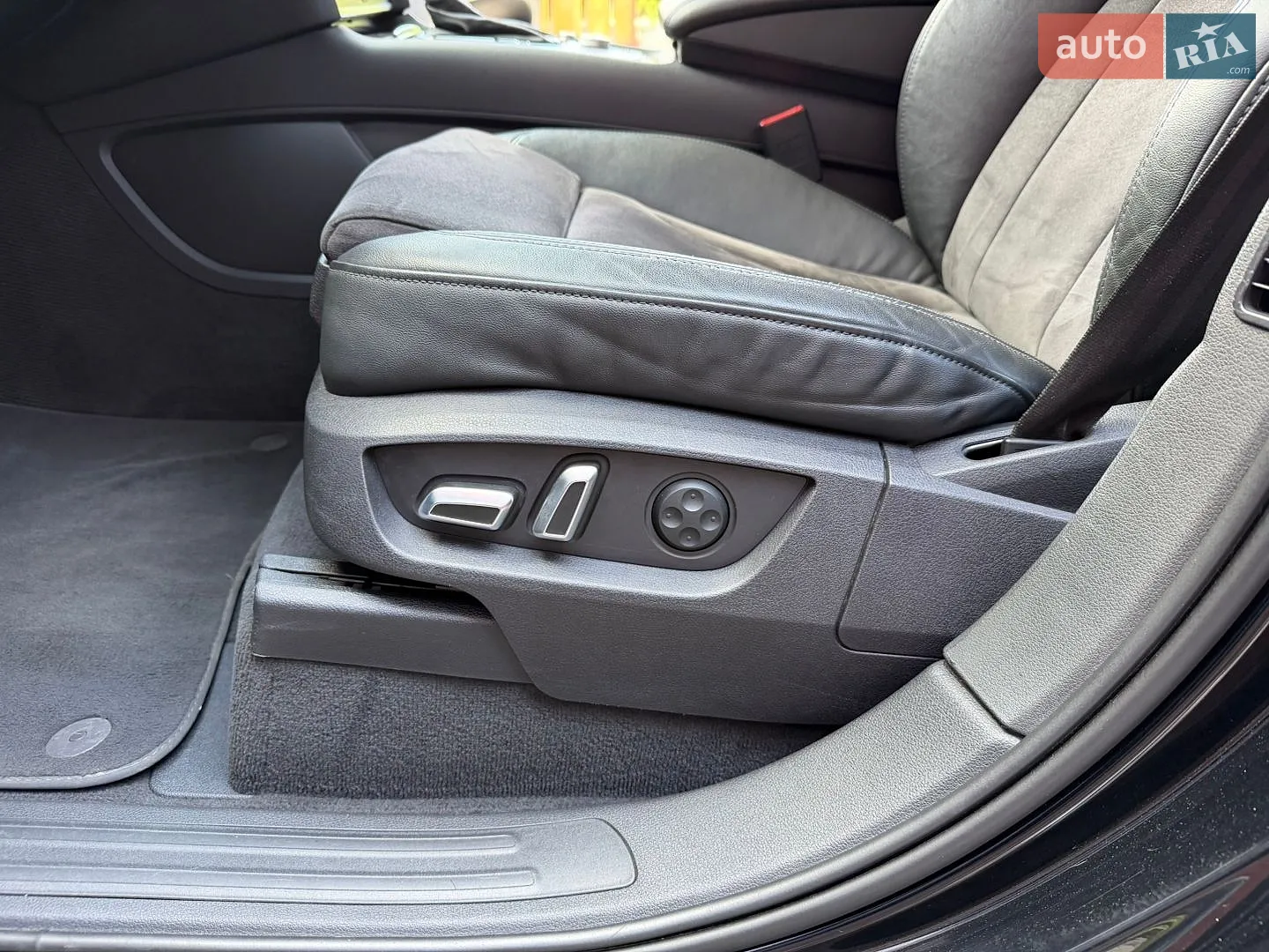 2015 Audi Q7 - мініатюра 9