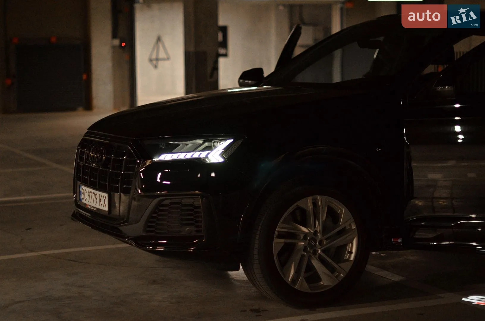 2019 Audi Q7 - мініатюра 14