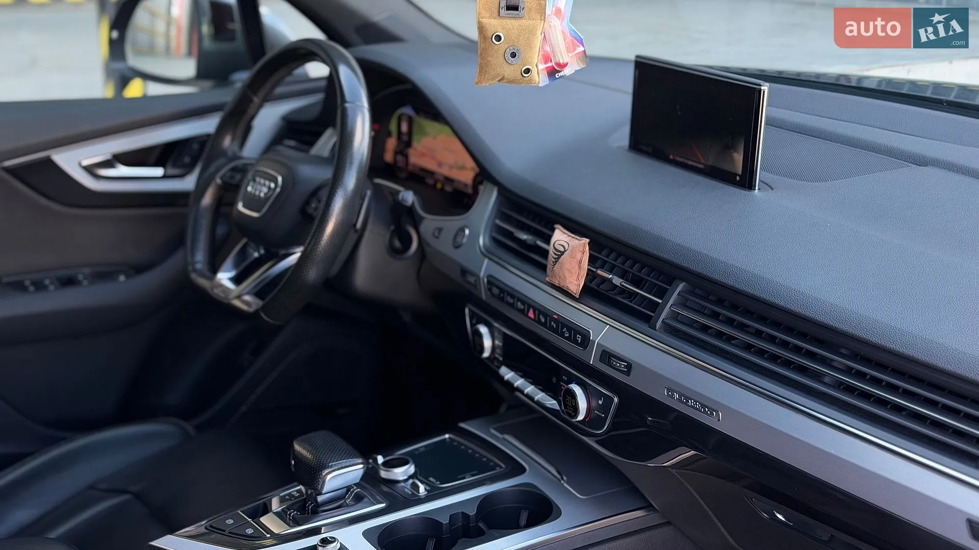 2016 Audi Q7 - мініатюра 17