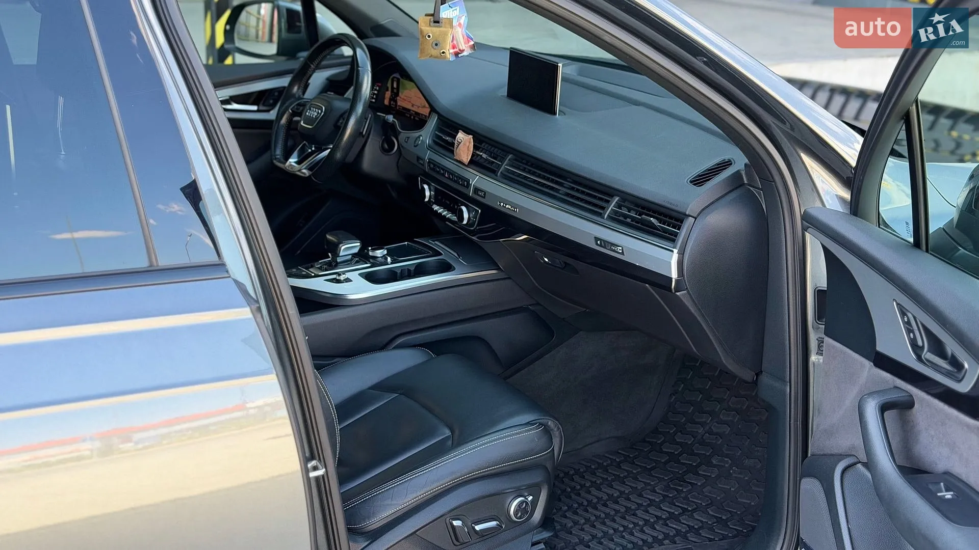 2016 Audi Q7 - мініатюра 18