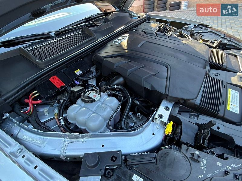 Позашляховик / Кросовер Audi Q7 2020 в Сваляві фото 98 Позашляховик / Кросовер Audi Q7 2020 в Сваляві