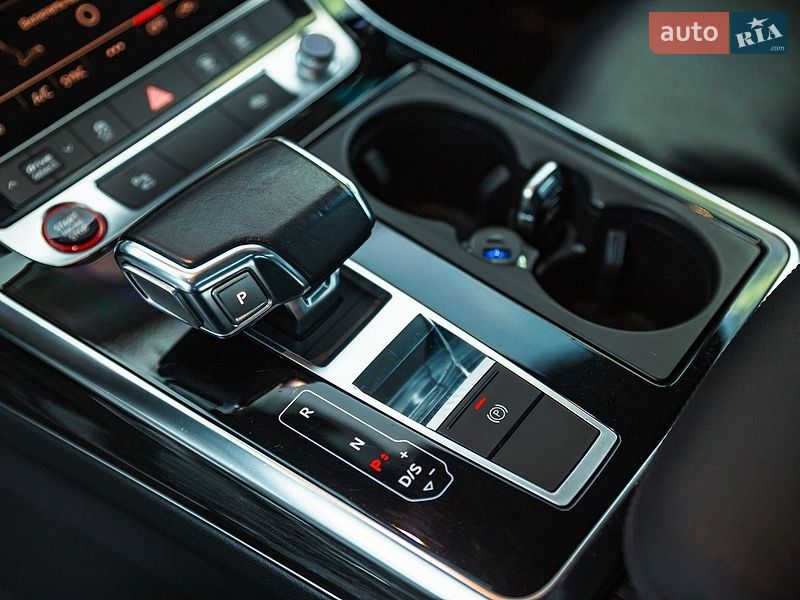 Позашляховик / Кросовер Audi Q7 2019 в Полтаві фото 38 Позашляховик / Кросовер Audi Q7 2019 в Полтаві