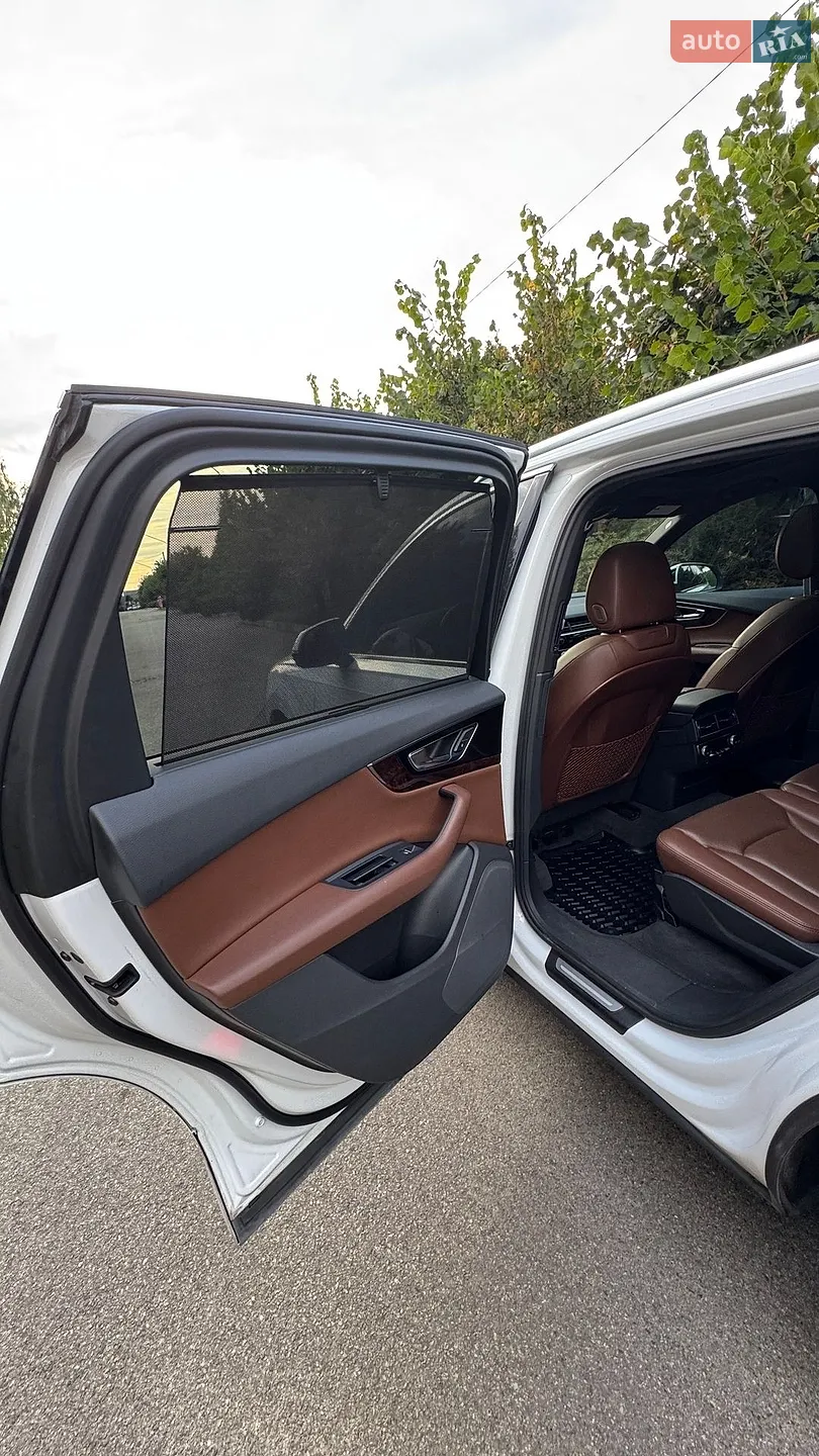 2016 Audi Q7 - мініатюра 27