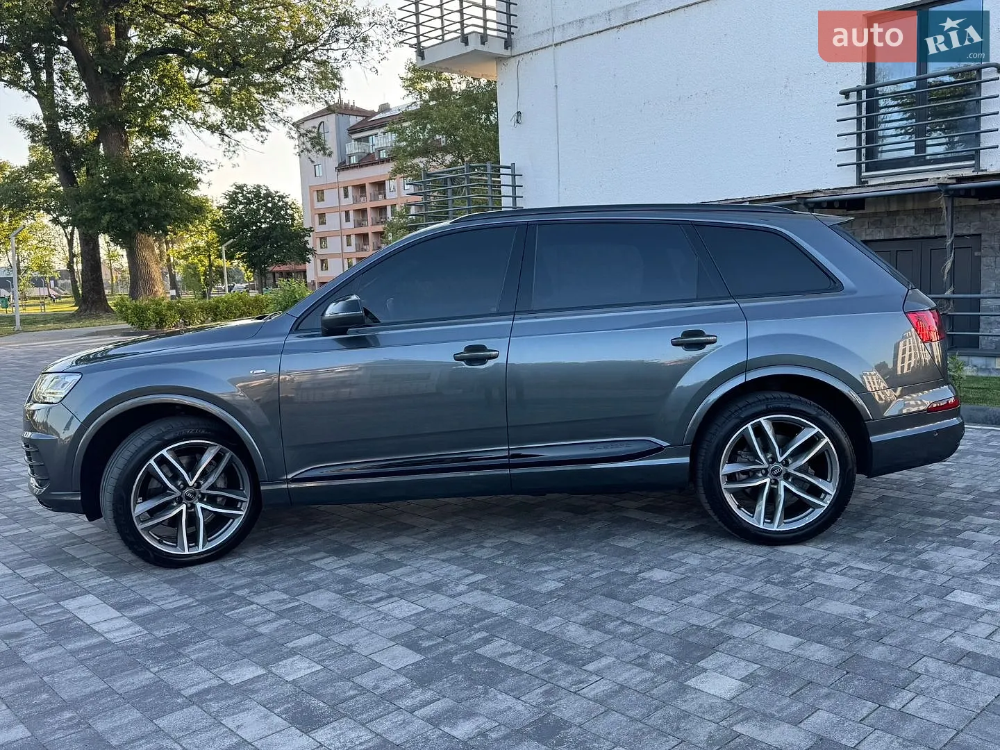 2017 Audi Q7 - мініатюра 11