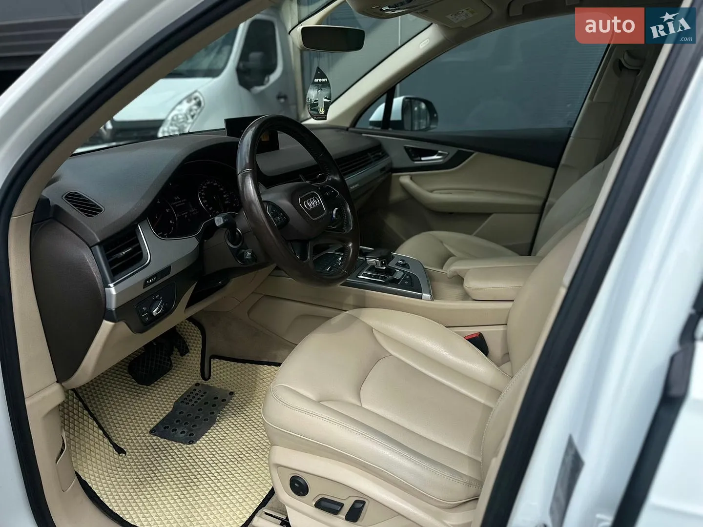 2016 Audi Q7 - мініатюра 10