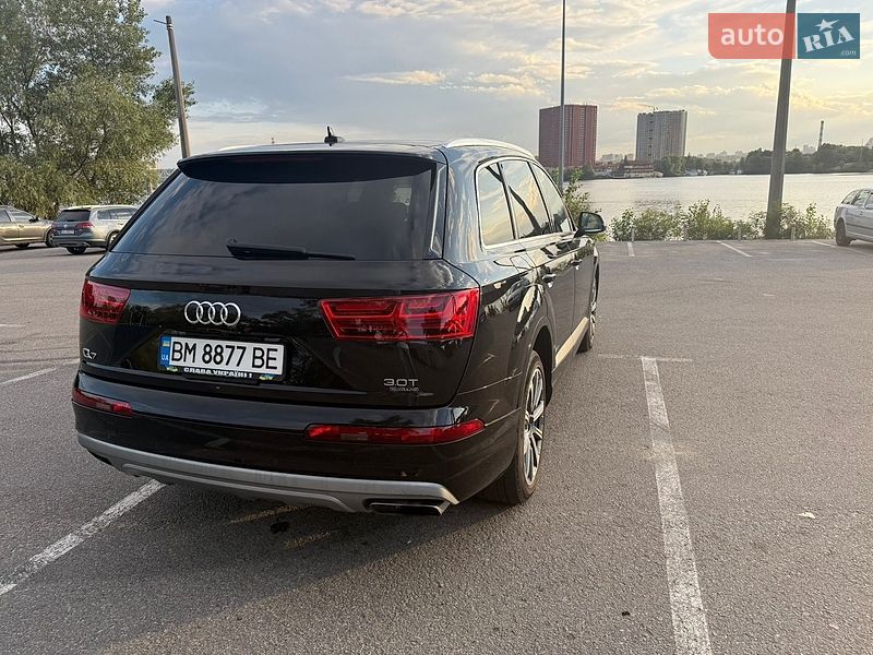 Внедорожник / Кроссовер Audi Q7 2018 в Киеве