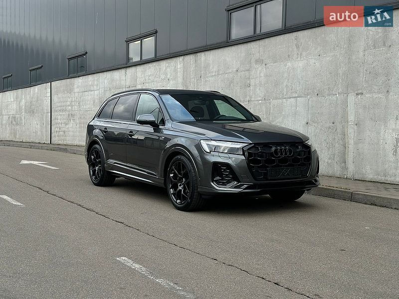 Внедорожник / Кроссовер Audi Q7 2025 в Киеве