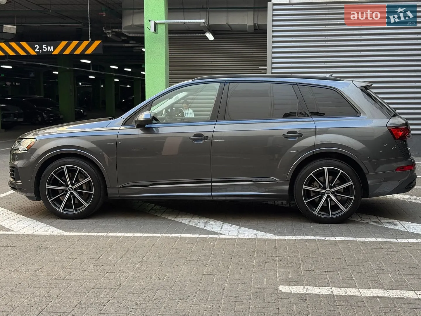 2020 Audi Q7 - мініатюра 4