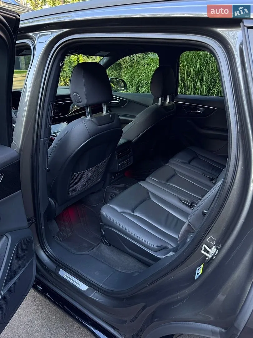 2020 Audi Q7 - мініатюра 13