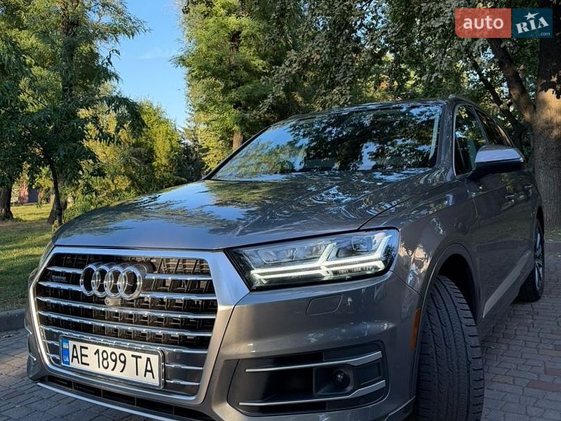 Внедорожник / Кроссовер Audi Q7 2017 в Днепре фото 10 Внедорожник / Кроссовер Audi Q7 2017 в Днепре
