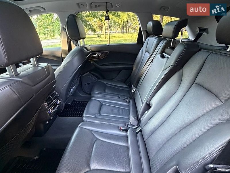 Внедорожник / Кроссовер Audi Q7 2017 в Днепре фото 15 Внедорожник / Кроссовер Audi Q7 2017 в Днепре
