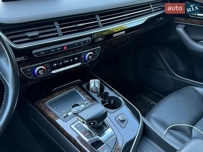 Внедорожник / Кроссовер Audi Q7 2017 в Днепре фото 17 Внедорожник / Кроссовер Audi Q7 2017 в Днепре