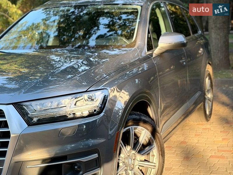 Внедорожник / Кроссовер Audi Q7 2017 в Днепре фото 5 Внедорожник / Кроссовер Audi Q7 2017 в Днепре