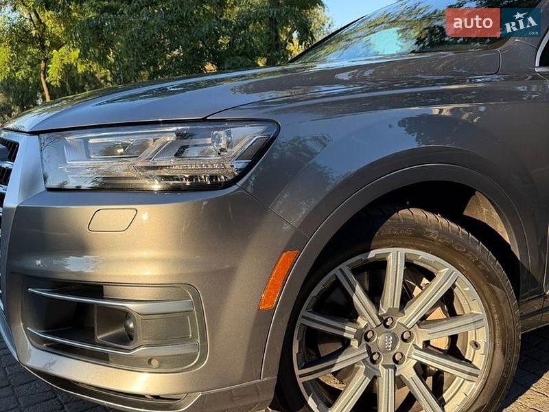 Внедорожник / Кроссовер Audi Q7 2017 в Днепре фото 29 Внедорожник / Кроссовер Audi Q7 2017 в Днепре