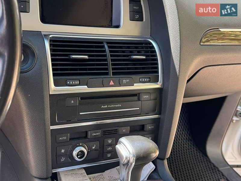 Внедорожник / Кроссовер Audi Q7 2012 в Самборе