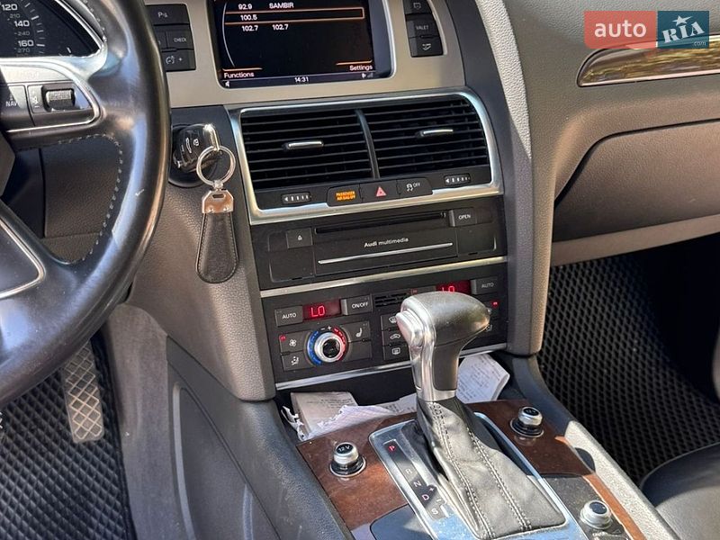 Внедорожник / Кроссовер Audi Q7 2012 в Самборе