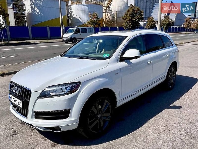 Внедорожник / Кроссовер Audi Q7 2014 в Днепре