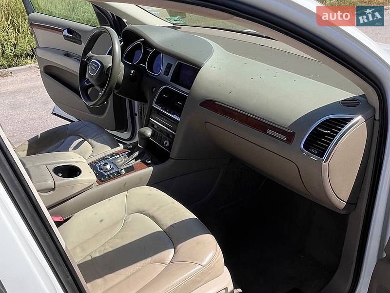 Внедорожник / Кроссовер Audi Q7 2014 в Днепре
