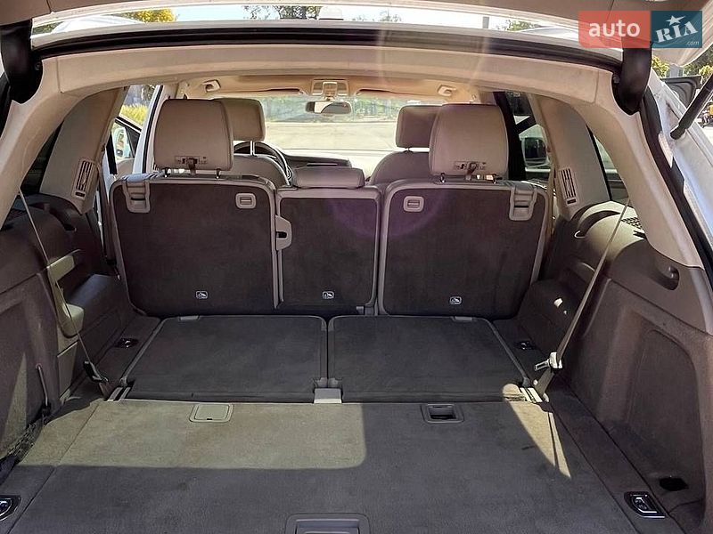 Внедорожник / Кроссовер Audi Q7 2014 в Днепре