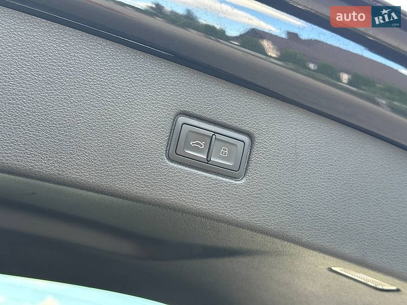 Внедорожник / Кроссовер Audi Q7 2016 в Луцке