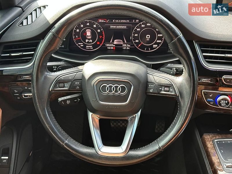 Внедорожник / Кроссовер Audi Q7 2016 в Луцке