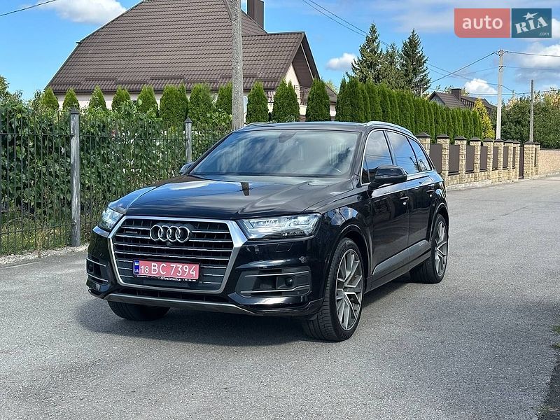 Внедорожник / Кроссовер Audi Q7 2016 в Луцке