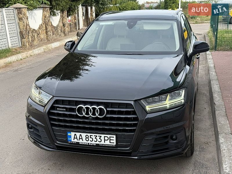 Позашляховик / Кросовер Audi Q7 2016 в Львові