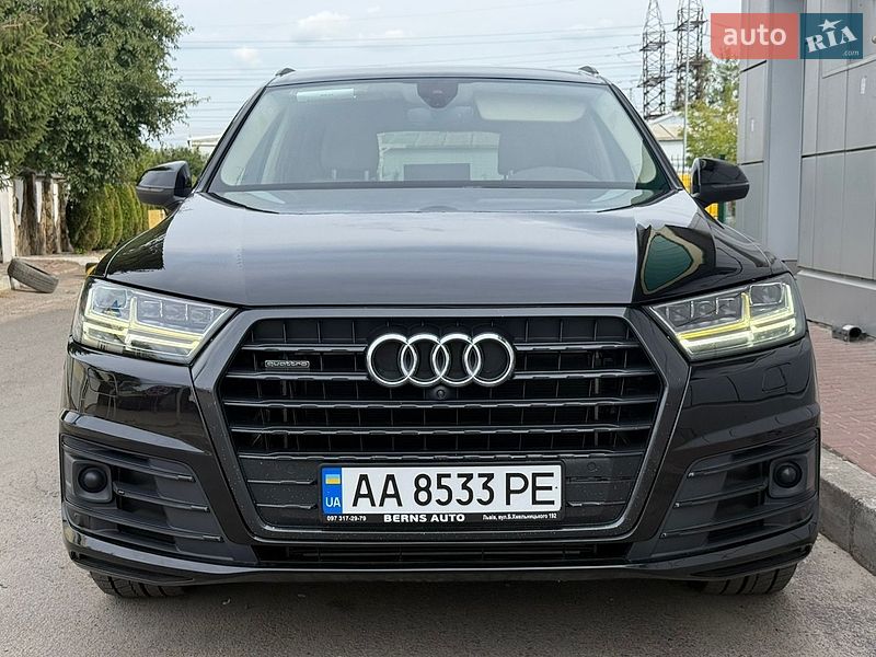Позашляховик / Кросовер Audi Q7 2016 в Львові