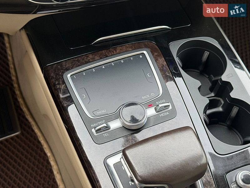 Позашляховик / Кросовер Audi Q7 2016 в Львові