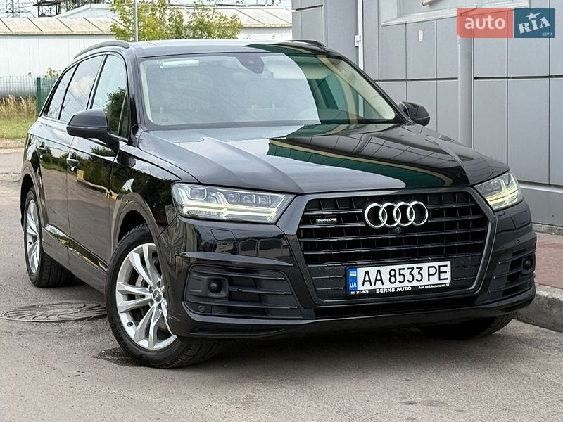 Позашляховик / Кросовер Audi Q7 2016 в Львові