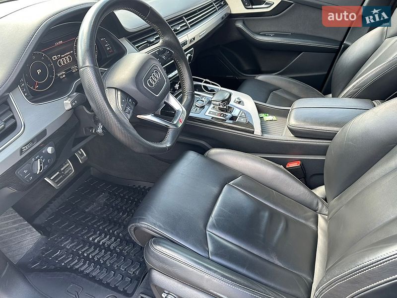Внедорожник / Кроссовер Audi Q7 2016 в Львове