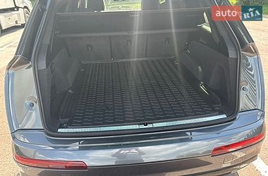 Внедорожник / Кроссовер Audi Q7 2016 в Львове