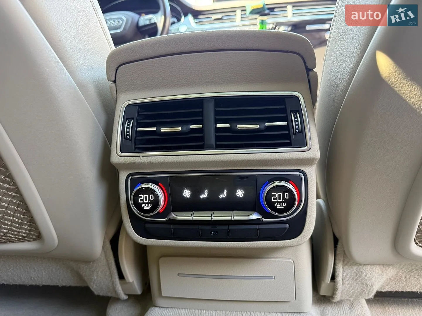 2016 Audi Q7 - мініатюра 22
