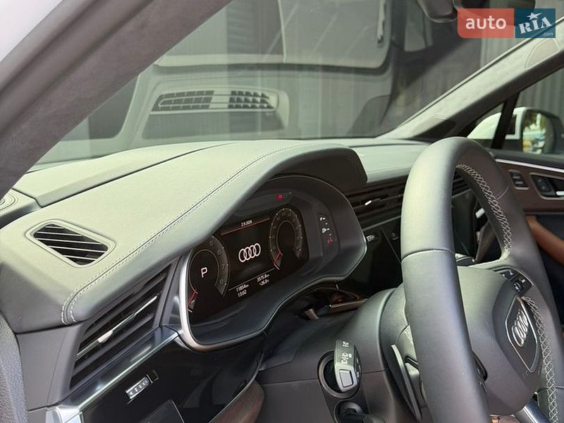 Внедорожник / Кроссовер Audi Q7 2024 в Днепре