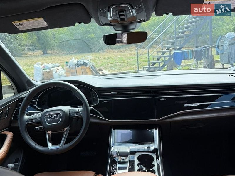 Внедорожник / Кроссовер Audi Q7 2024 в Днепре