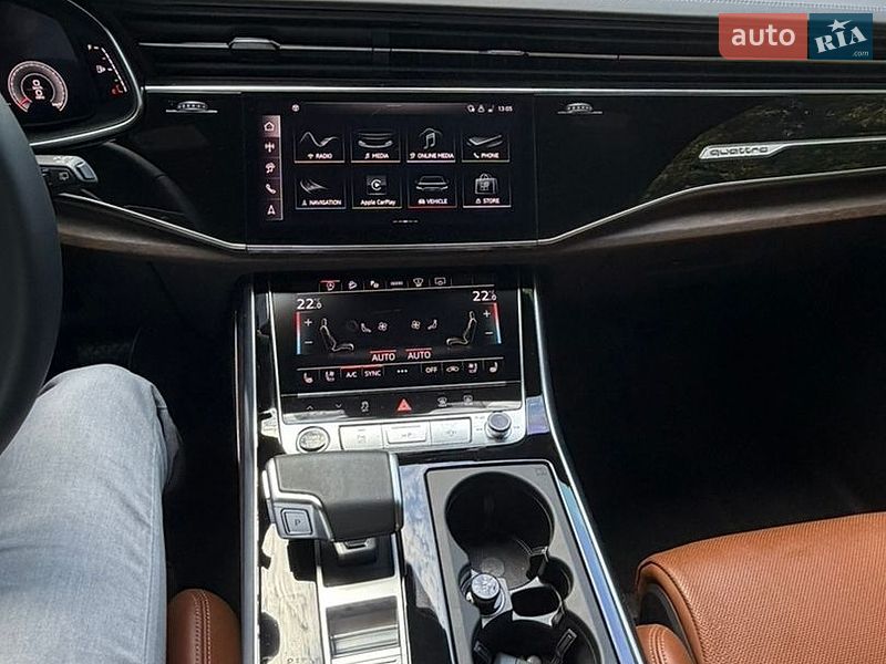 Внедорожник / Кроссовер Audi Q7 2024 в Днепре