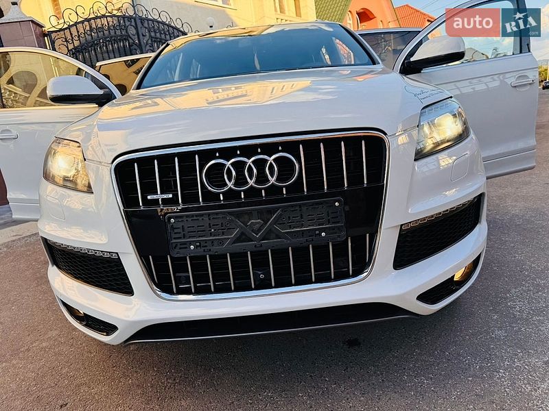Позашляховик / Кросовер Audi Q7 2014 в Тячеві