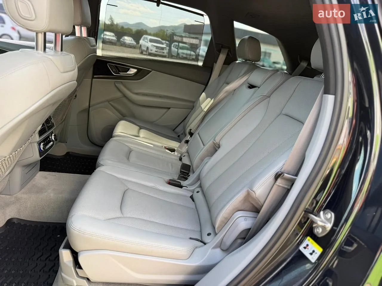 2016 Audi Q7 - мініатюра 11