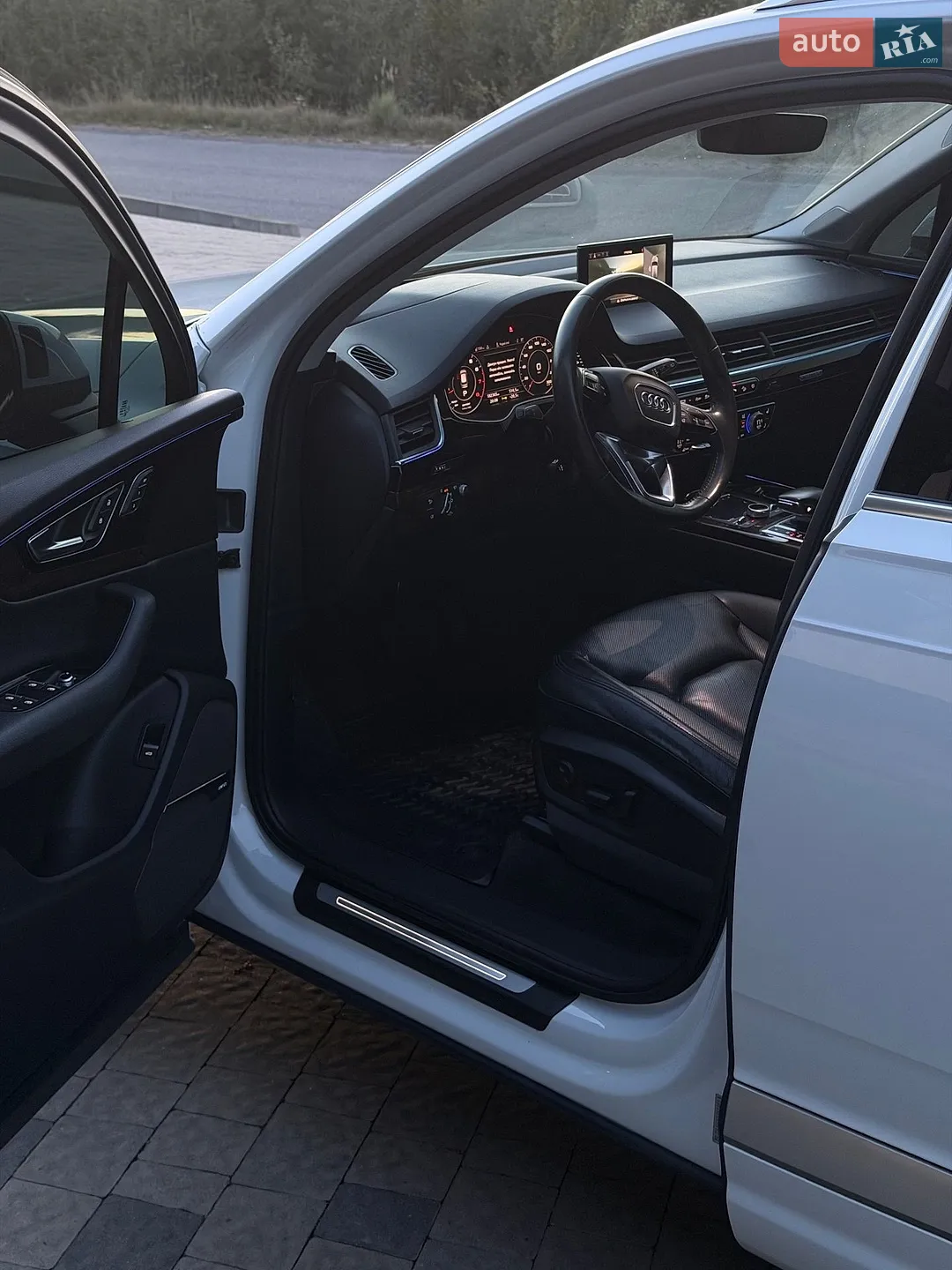 2017 Audi Q7 - мініатюра 20