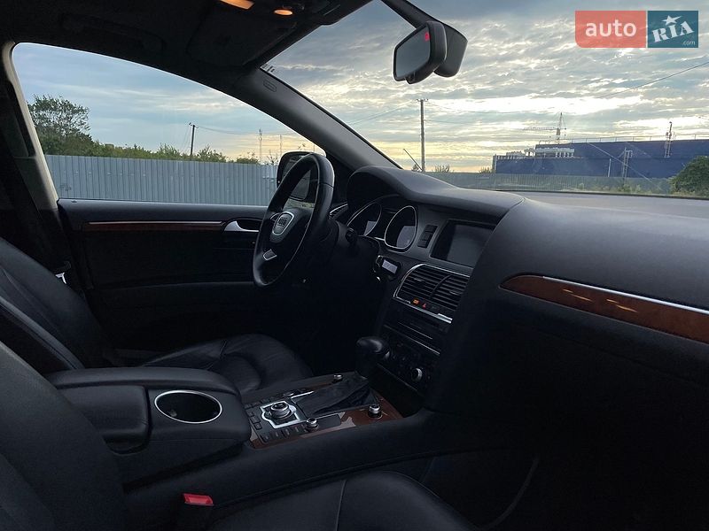 Позашляховик / Кросовер Audi Q7 2014 в Вінниці фото 52 Позашляховик / Кросовер Audi Q7 2014 в Вінниці