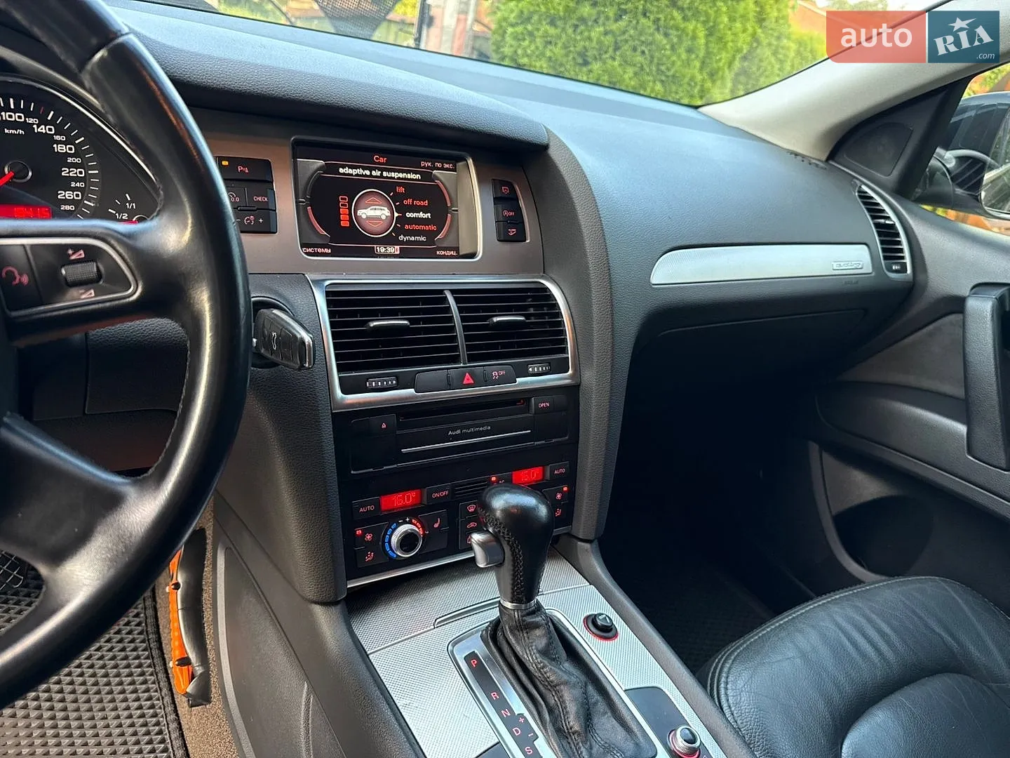 2010 Audi Q7 - мініатюра 16