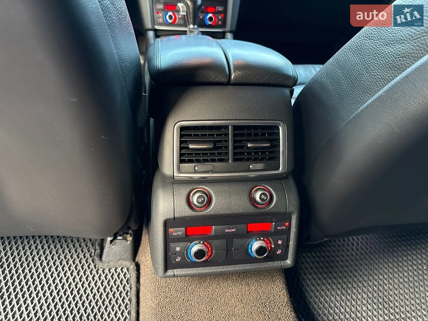 2010 Audi Q7 - мініатюра 20