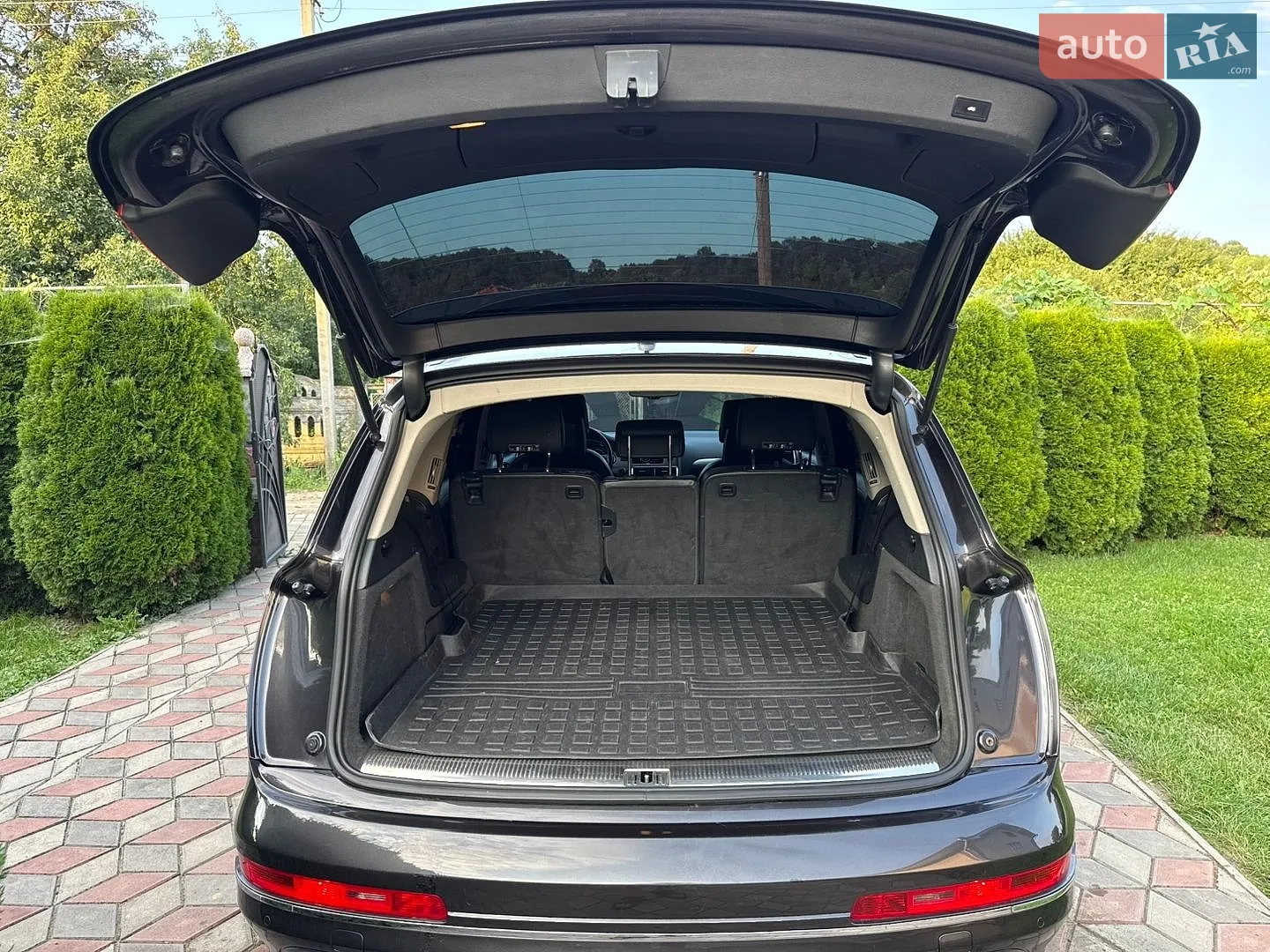 2010 Audi Q7 - мініатюра 21