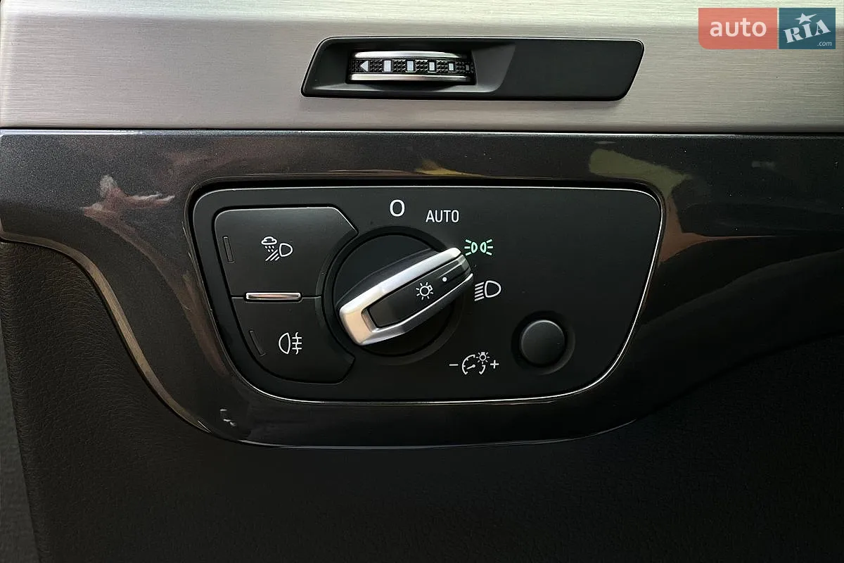 2019 Audi Q7 - мініатюра 16